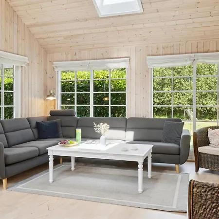 Prázdninový dům Cozy In Idestrup With Sauna Bøtø By