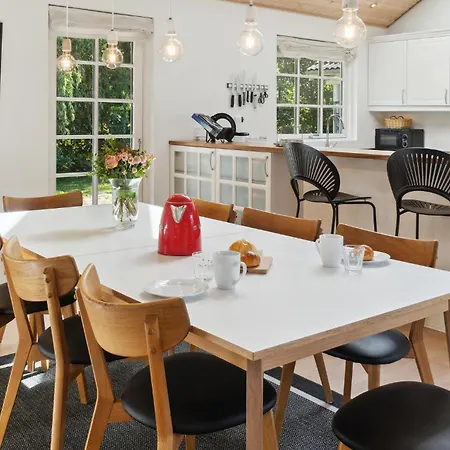 Prázdninový dům Cozy In Idestrup With Sauna